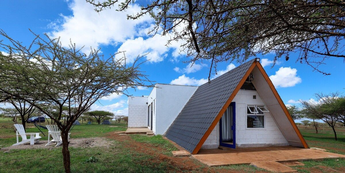 Amboseli Glass House